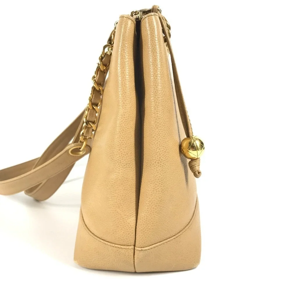CHANEL Vintage Cream Caviar Leather Logo Shoulder Bag
